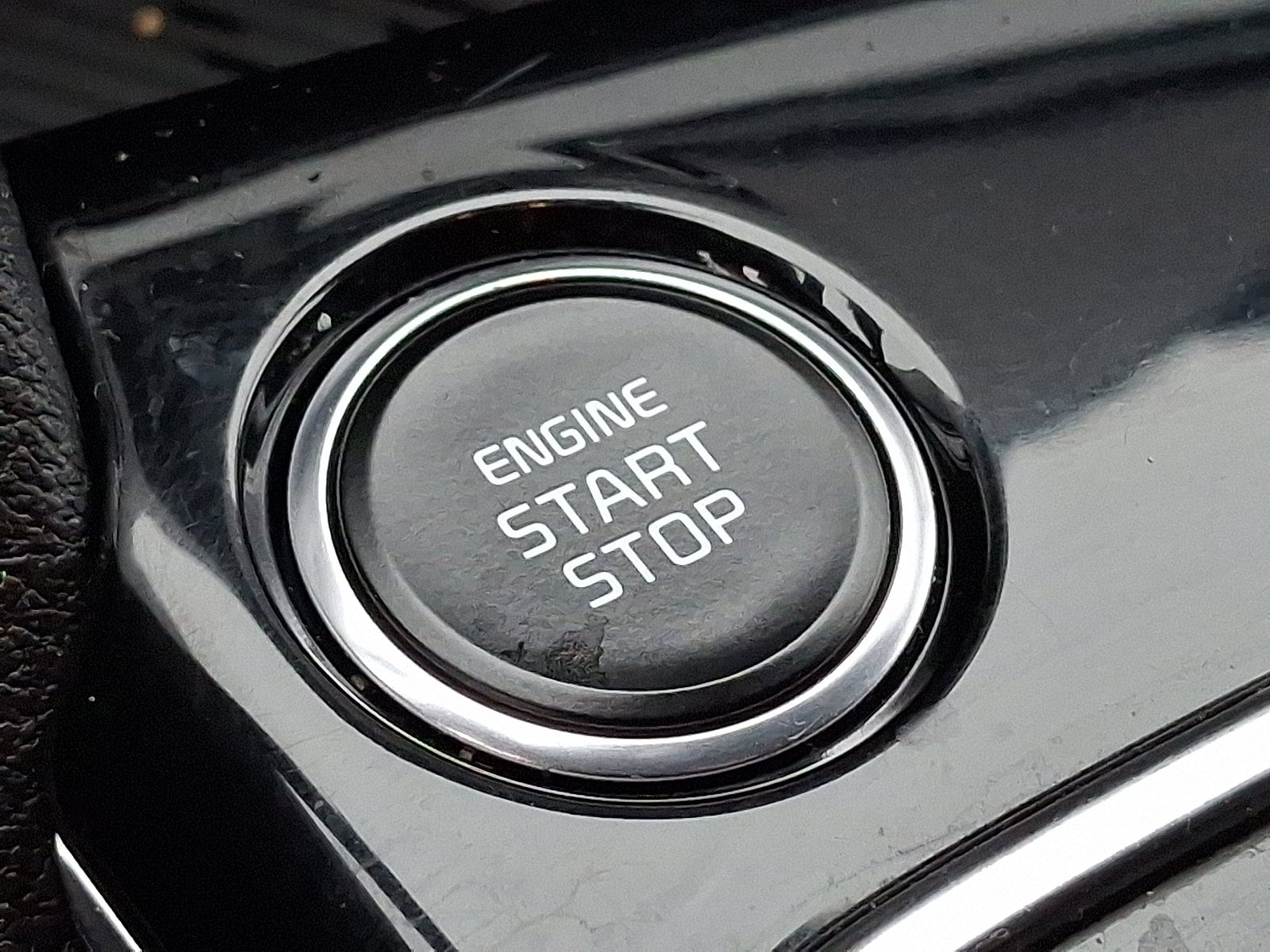 2025 Kia Sportage X-Line - Photo 23