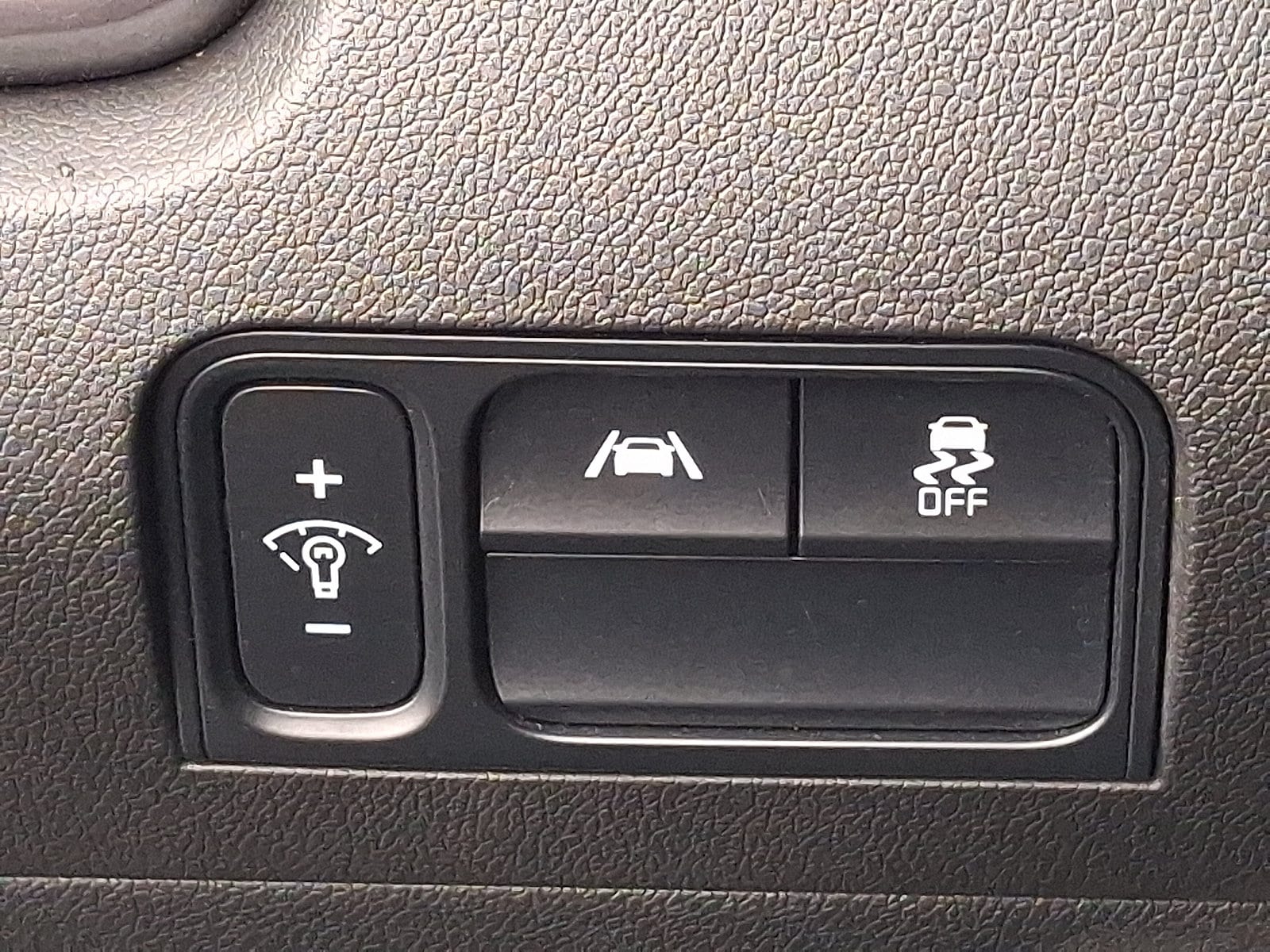 2023 Kia Sorento LX - Photo 27