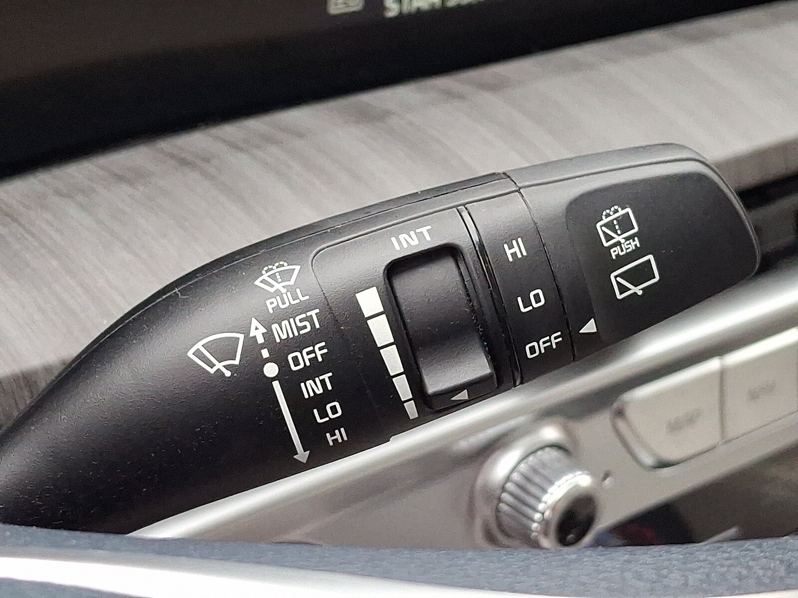 2023 Kia Telluride EX - Photo 28
