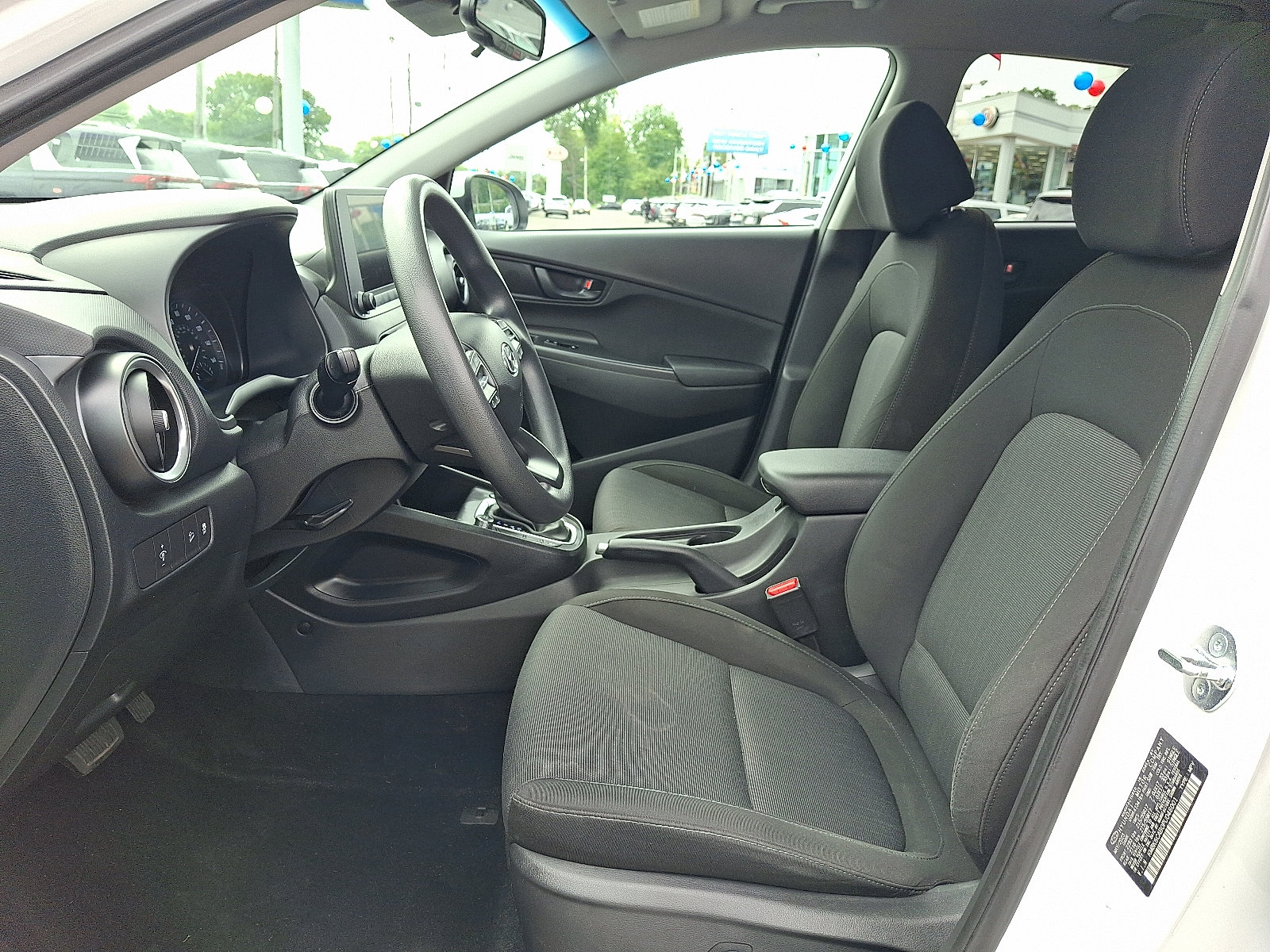 2023 Hyundai Kona SEL - Photo 14
