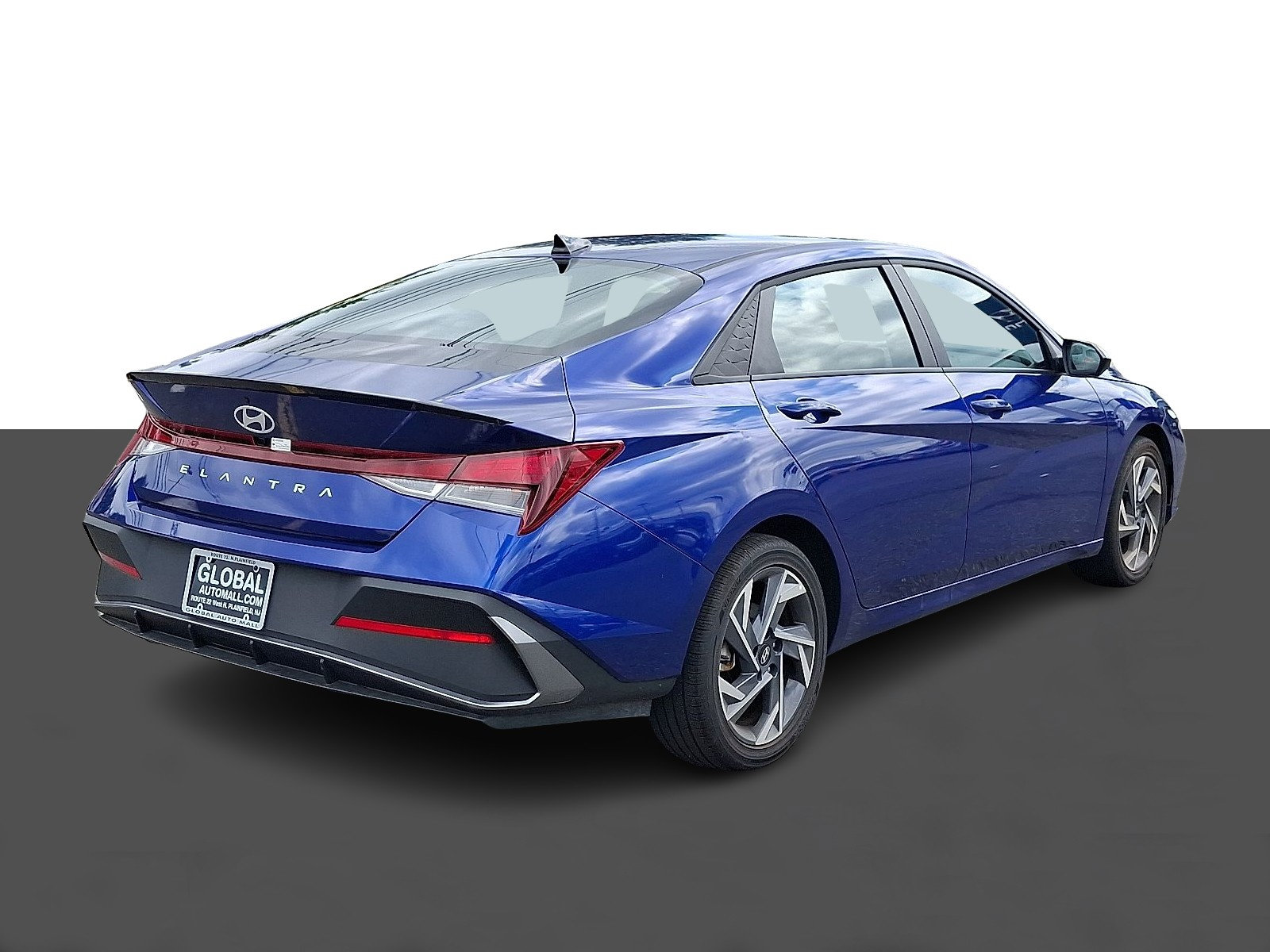 2025 Hyundai Elantra SEL - Photo 7