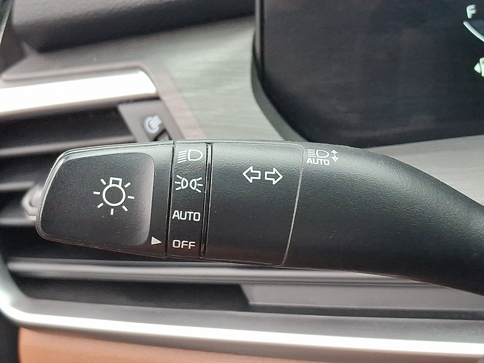 2024 Kia Telluride EX X-Line - Photo 29