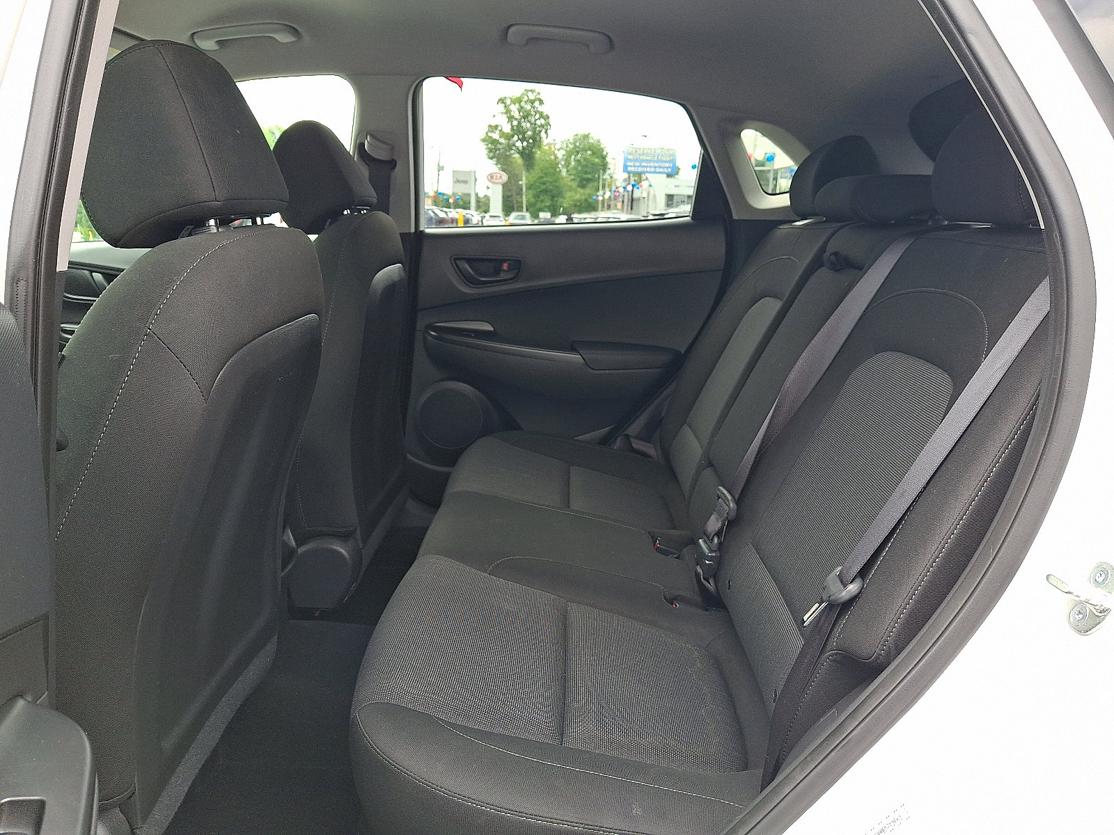 2023 Hyundai Kona SEL - Photo 11