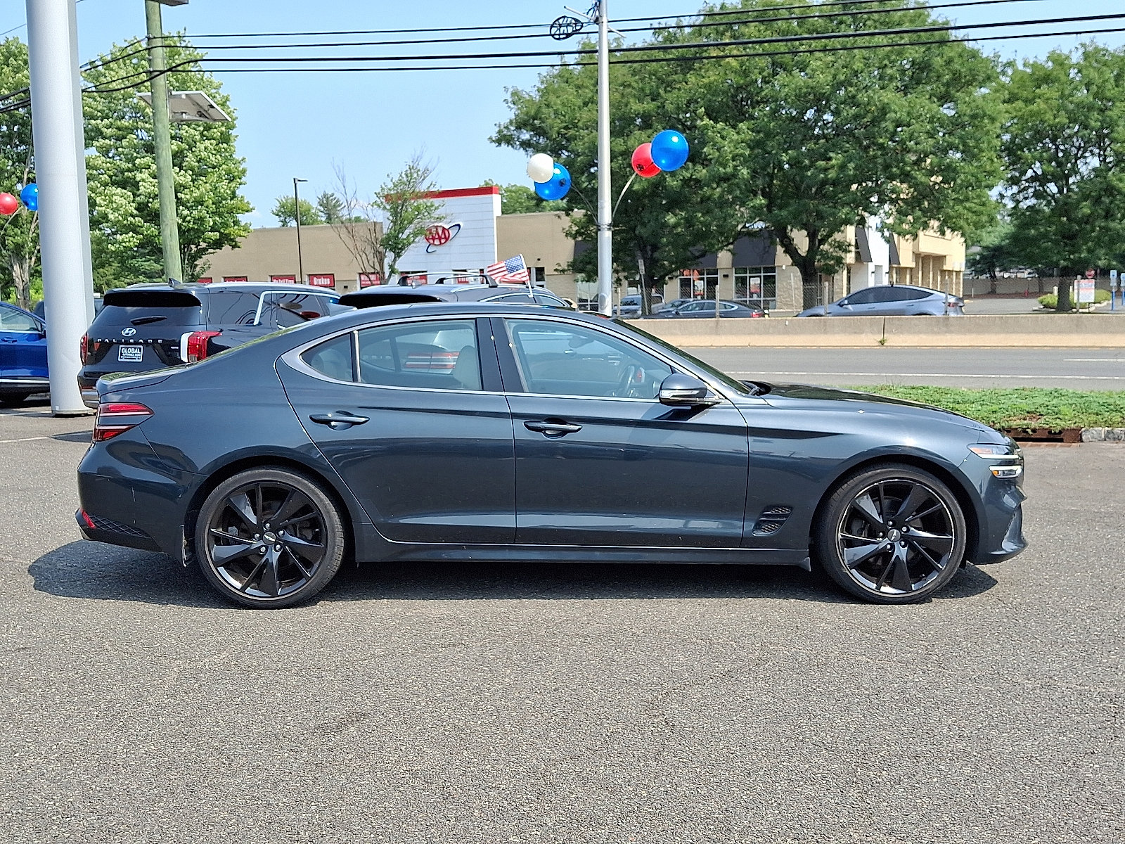 2023 GENESIS G70 Standard - Photo 8