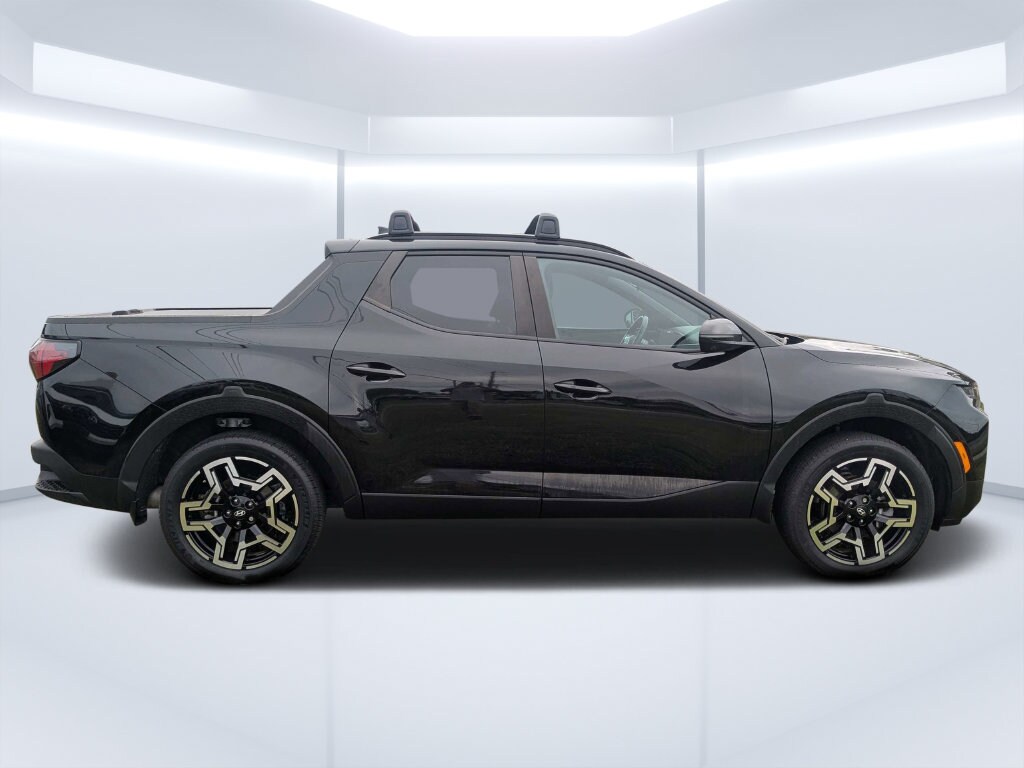 Certified 2025 Hyundai Santa Cruz Limited Truck