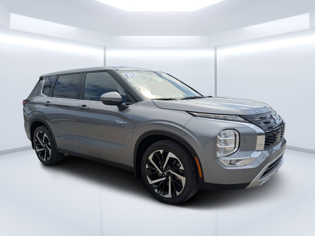 2023 Mitsubishi Outlander Phev
