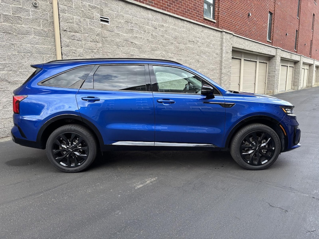 Used 2022 Kia Sorento SX SUV