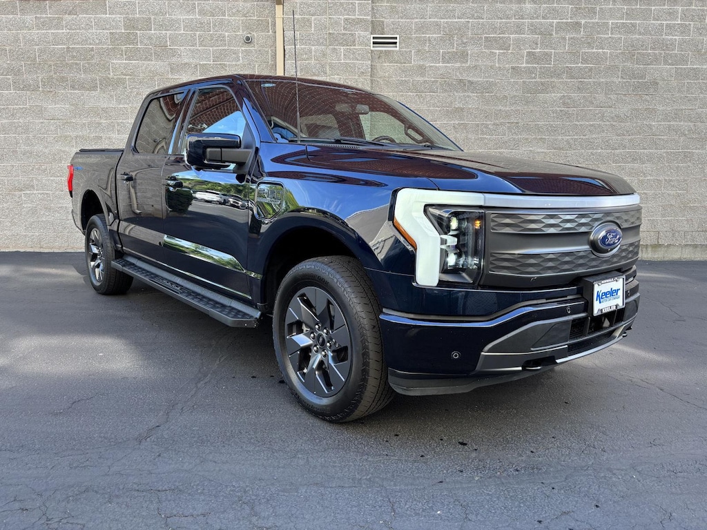 Used 2023 Ford F-150 Lightning Lariat Truck