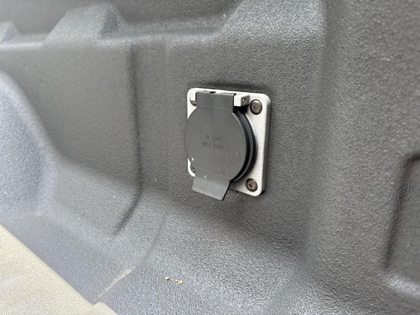 2024 GMC Canyon AT4X - Photo 25