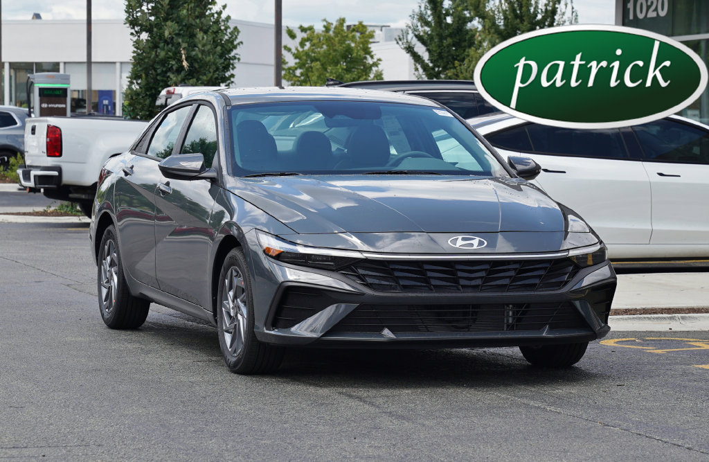  Hyundai Elantra Hybrid