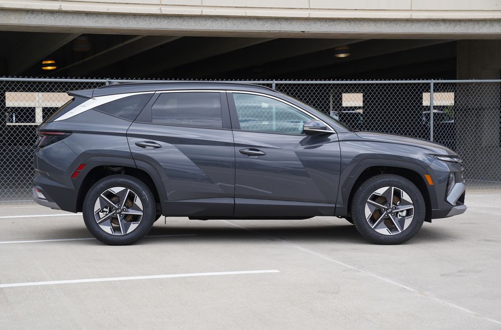 New 2026 Hyundai Tucson SEL Premium SUV