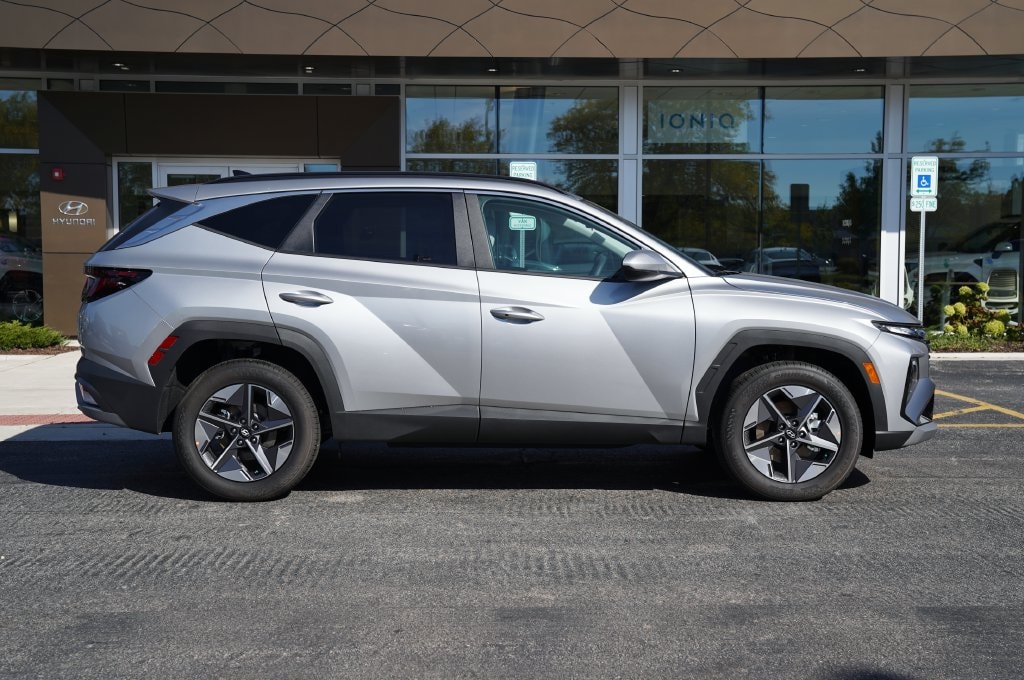 New 2026 Hyundai Tucson SEL SUV