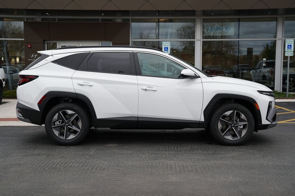 New 2026 Hyundai Tucson SEL SUV