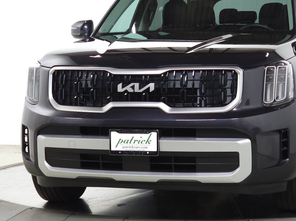 Used 2025 Kia Telluride LX SUV