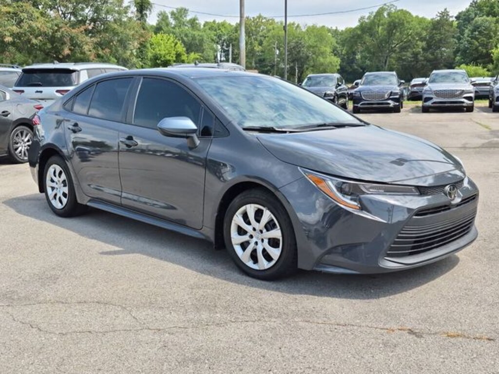 Used 2025 Toyota Corolla LE Sedan
