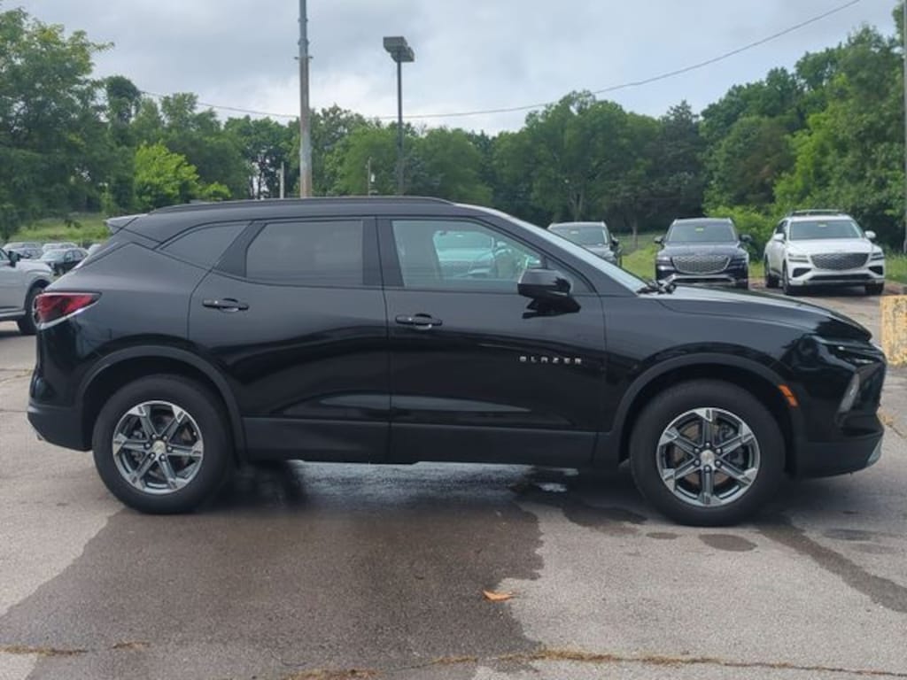 Used 2024 Chevrolet Blazer LT w/2LT SUV