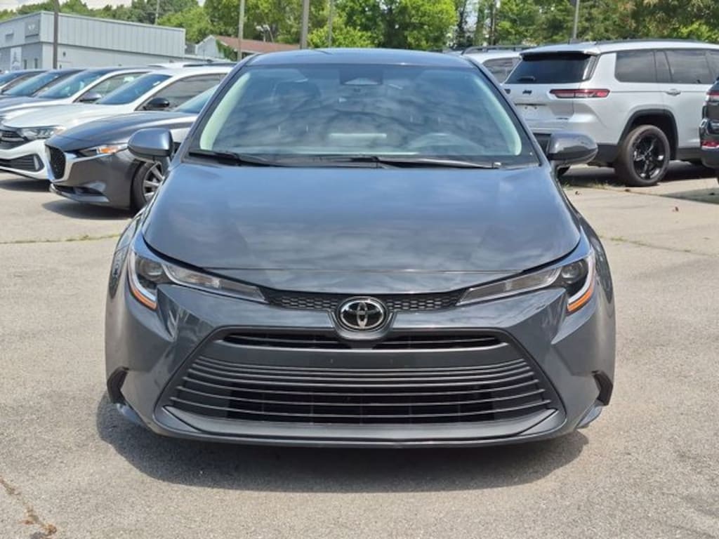 Used 2025 Toyota Corolla LE Sedan