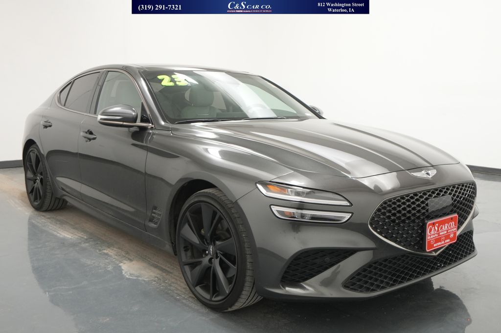  Genesis G70
