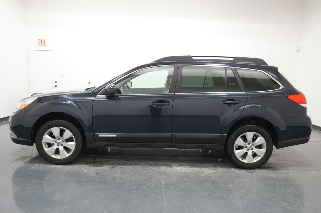 Used 2012 Subaru Outback 2.5i Limited (CVT) SUV