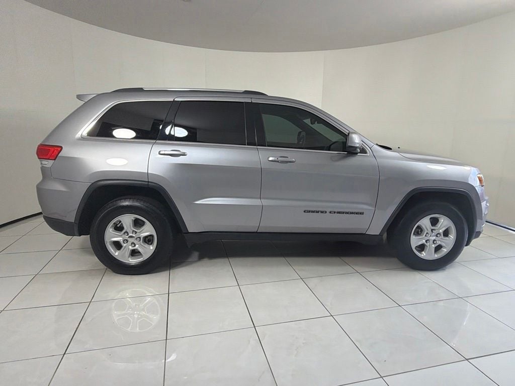 Used 2017 Jeep Grand Cherokee Laredo RWD SUV