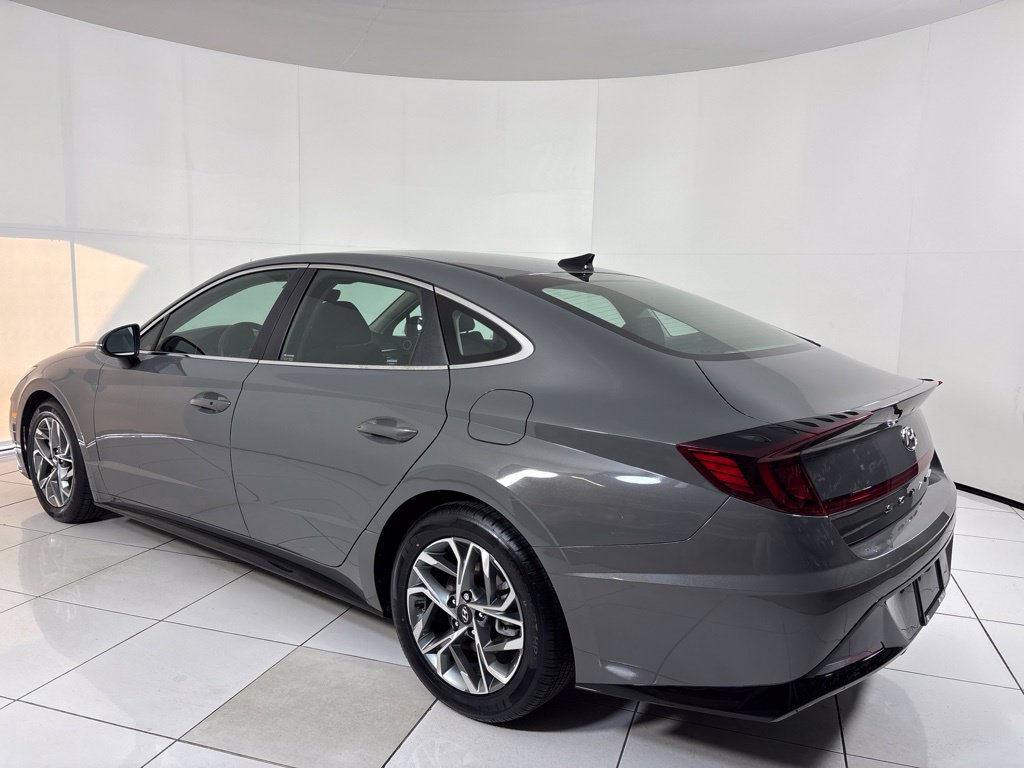 Used 2022 Hyundai Sonata SEL Sedan