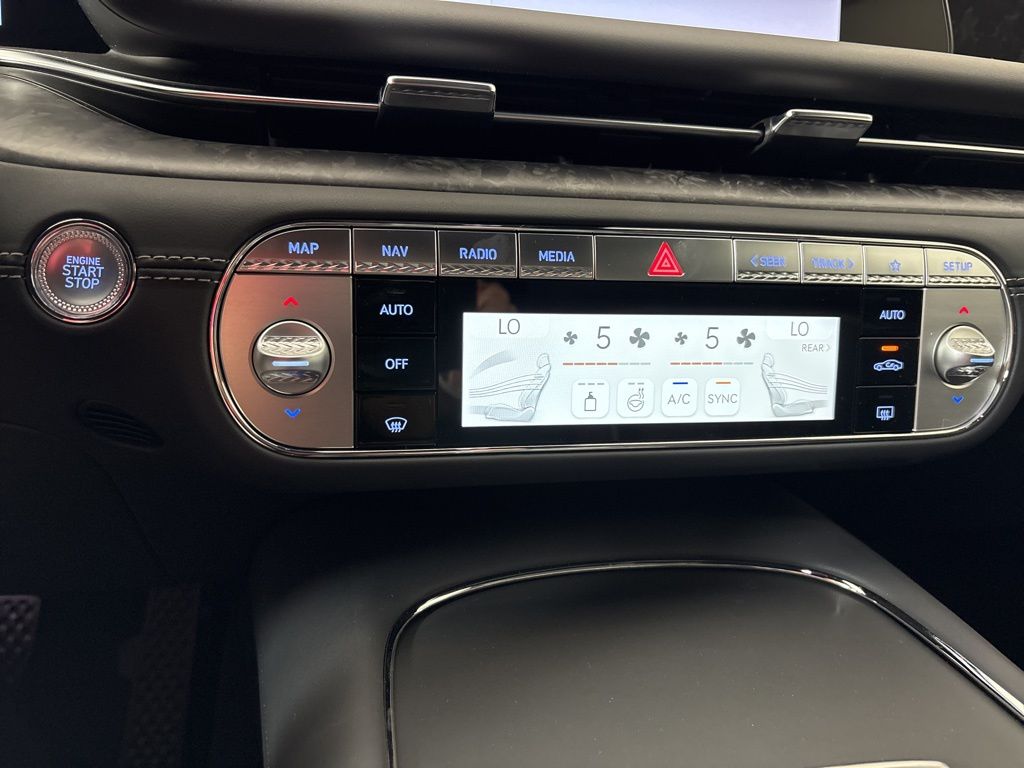 2026 GENESIS G90 Base - Photo 37