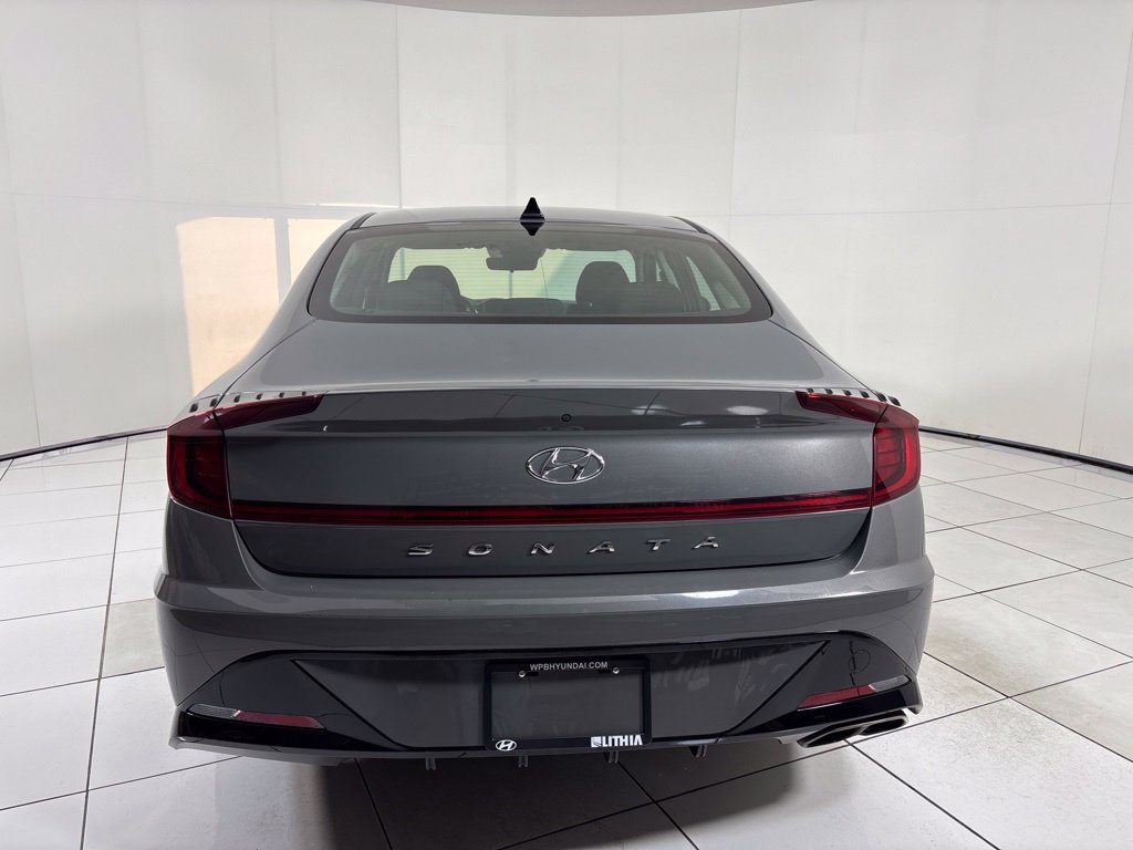 Used 2022 Hyundai Sonata SEL Sedan