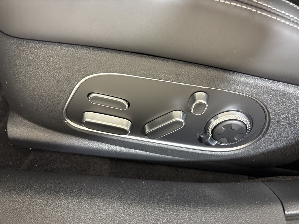 2026 GENESIS G90 Base - Photo 14
