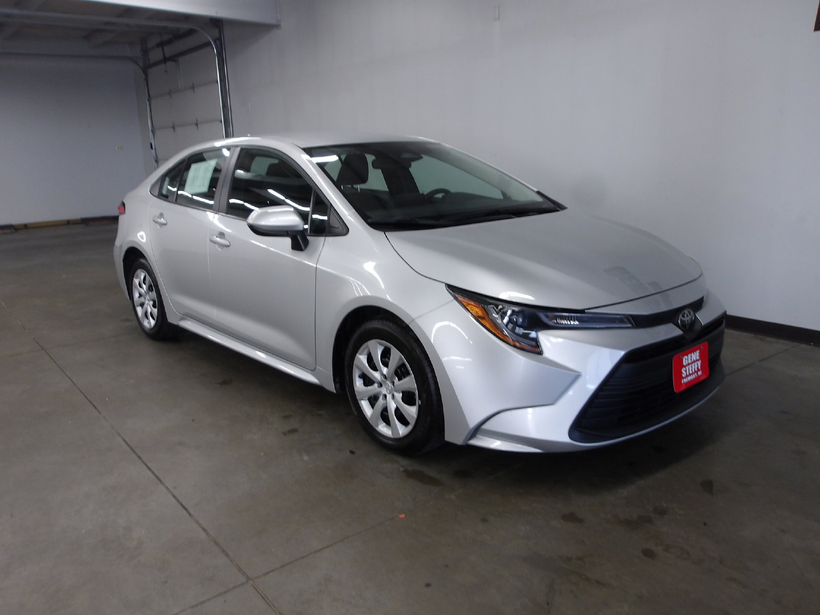 Used 2025 Toyota Corolla LE Sedan