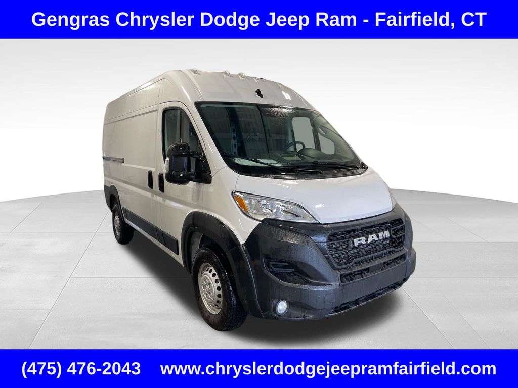 2026 RAM ProMaster Cargo Van Tradesman