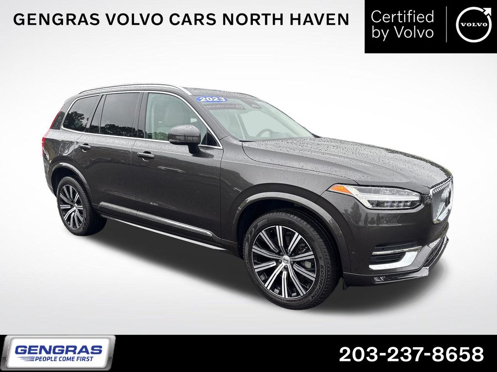 2023 Volvo XC90 Plus