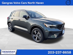 2026 Volvo XC40 B5 Core AWD SUV