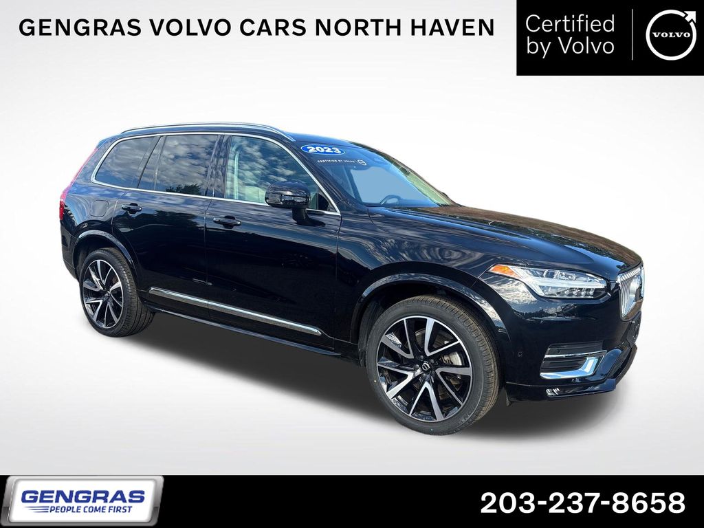 2023 Volvo XC90 Plus