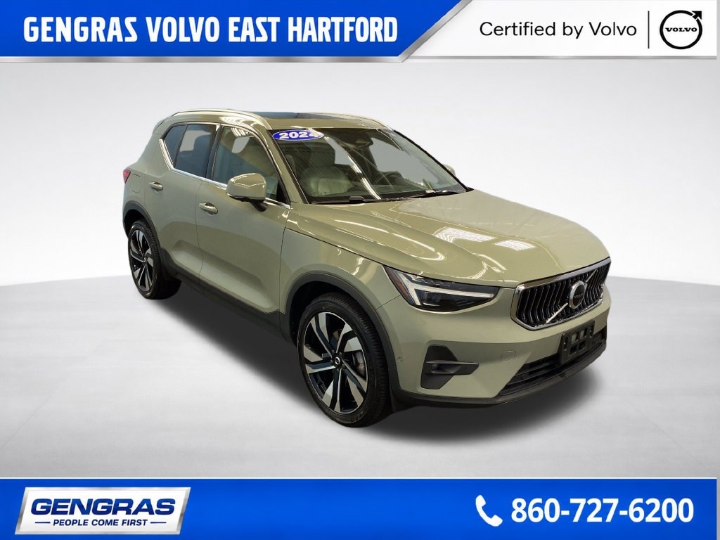 2024 Volvo XC40 Plus