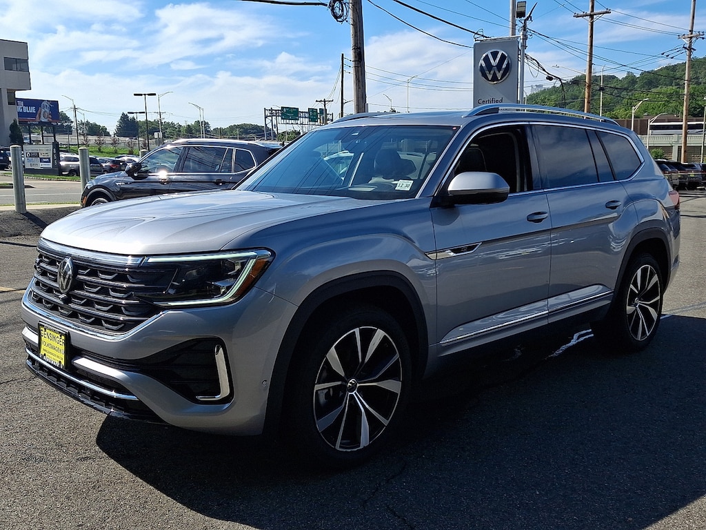 Certified 2026 Volkswagen Atlas 2.0T SEL Premium R-Line 2.0T SEL Premium R-Line 4MOTION