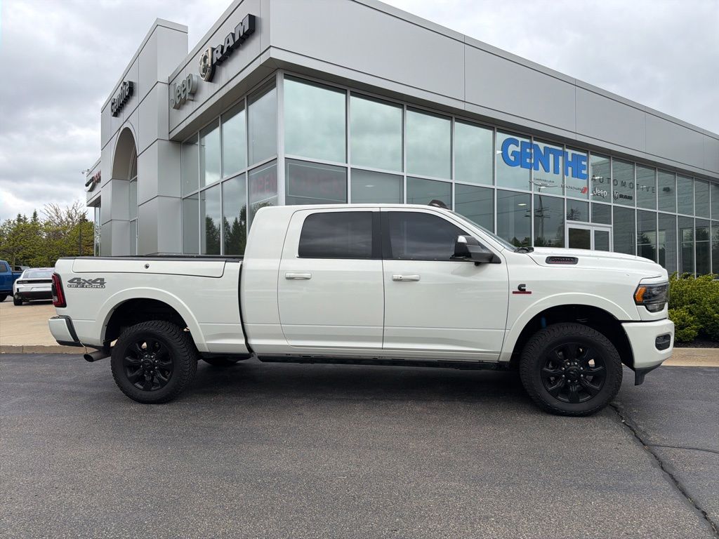 2022 RAM Ram 2500 Pickup Laramie Limited - Photo 2