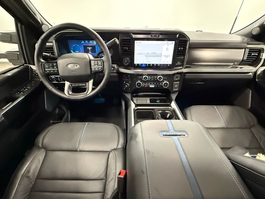 2026 Ford F-250 Super Duty Platinum - Photo 12