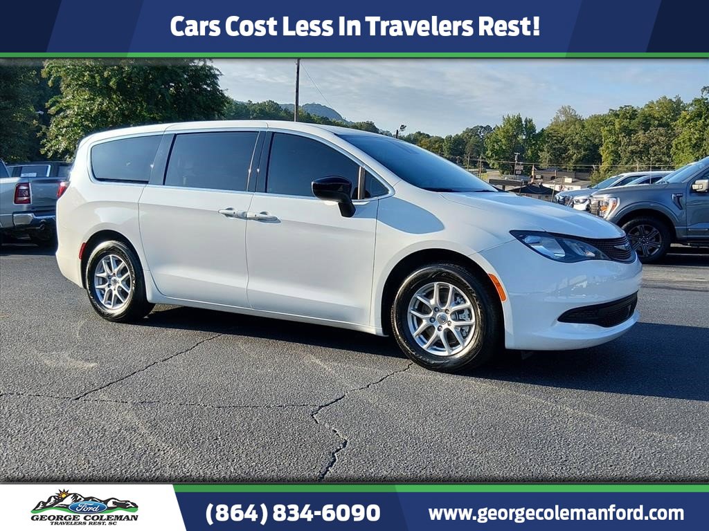 2024 Chrysler Voyager
