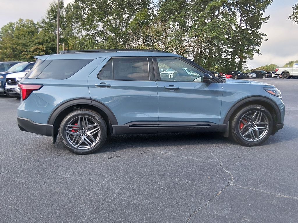 New 2026 Ford Explorer ST SUV