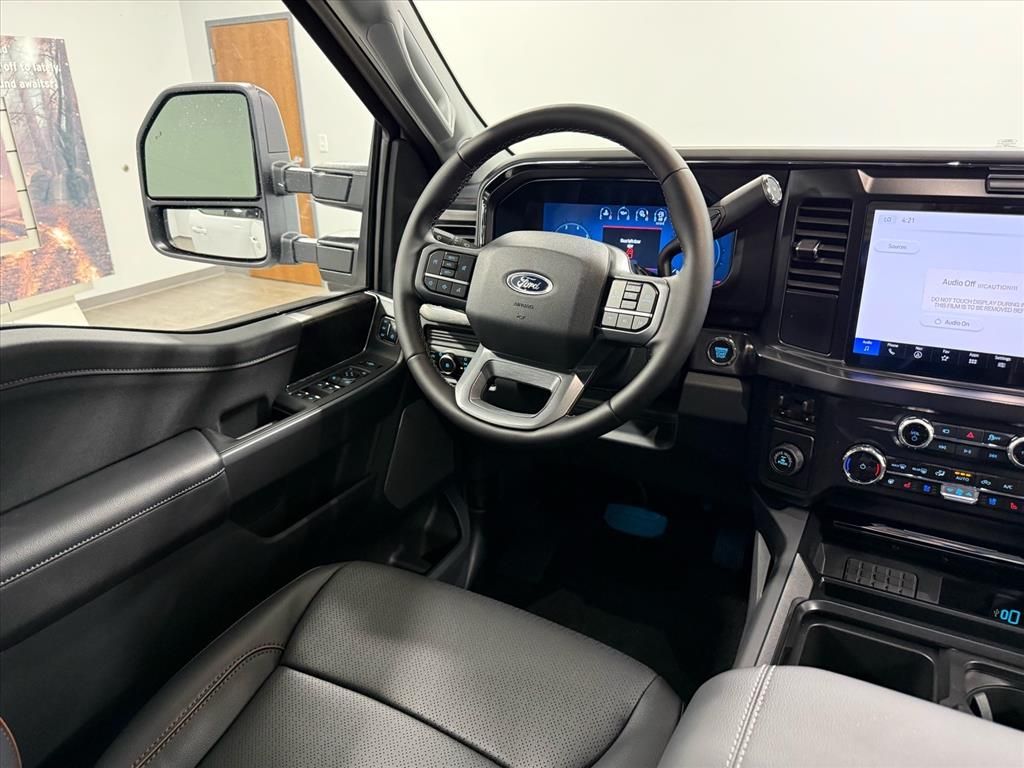 2026 Ford F-350 Super Duty Lariat - Photo 11