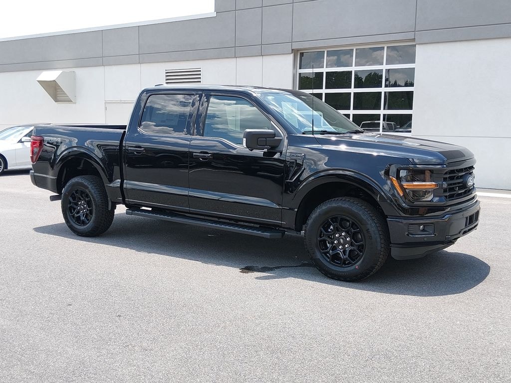 New 2026 Ford F-150 XLT Truck SuperCrew Cab
