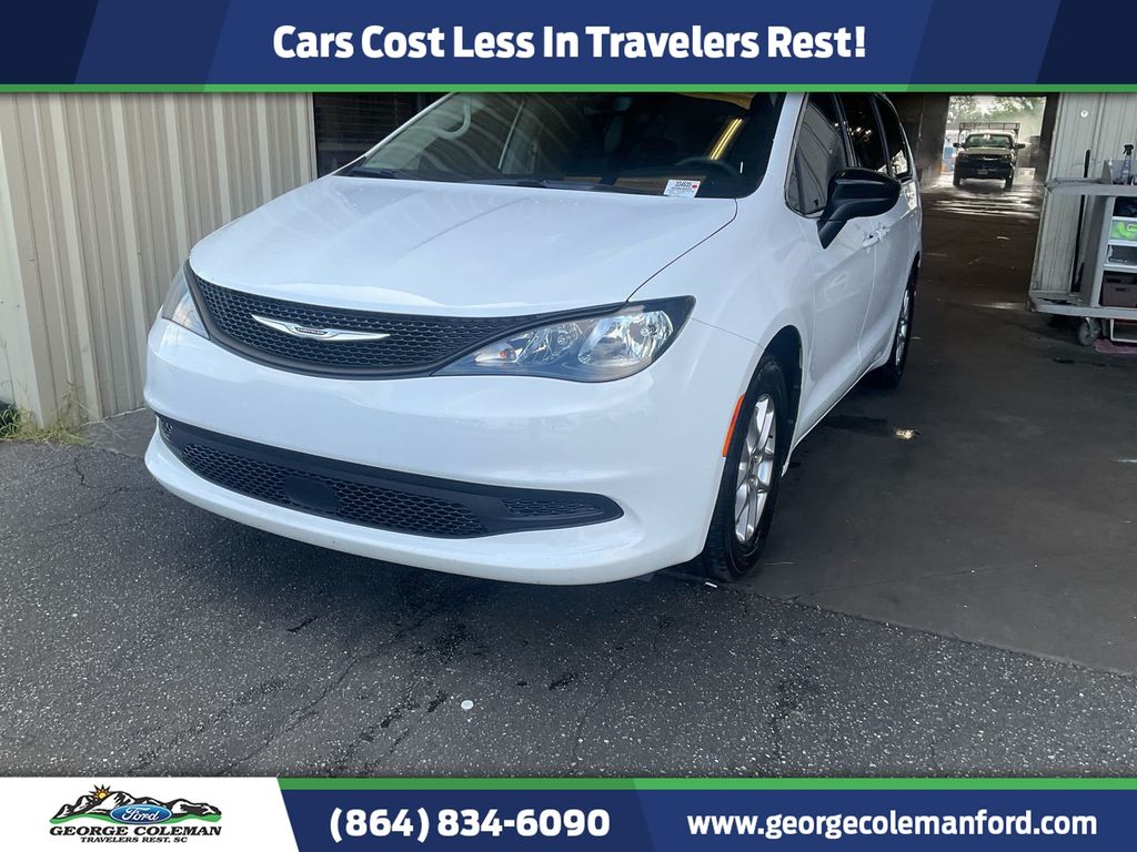 2024 Chrysler Voyager