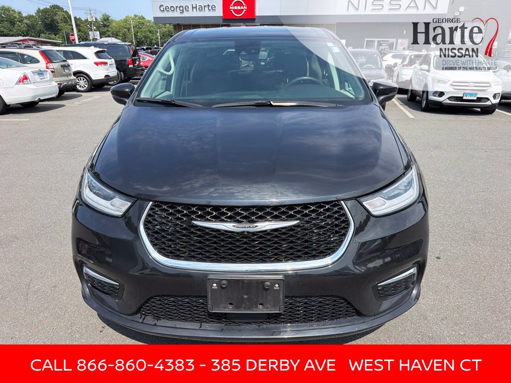 Used 2023 Chrysler Pacifica Touring L Minivan/Van