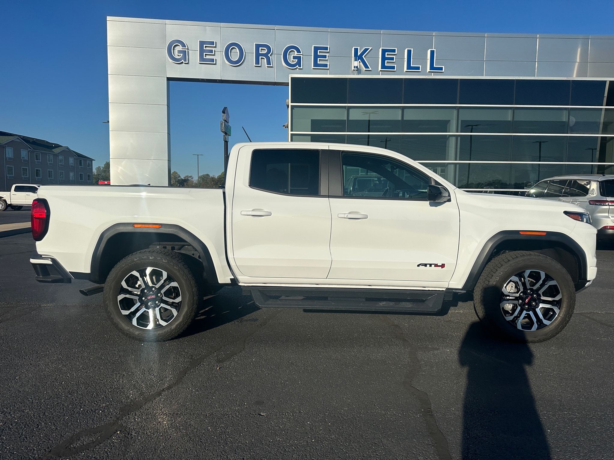 2025 GMC Canyon AT4