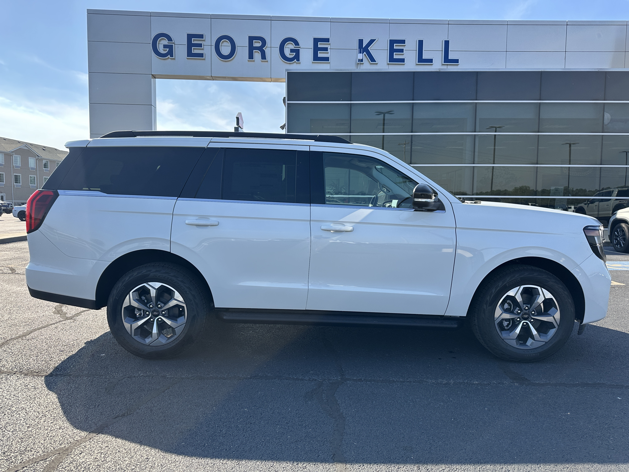 2027 Ford Expedition Active Sport Utility