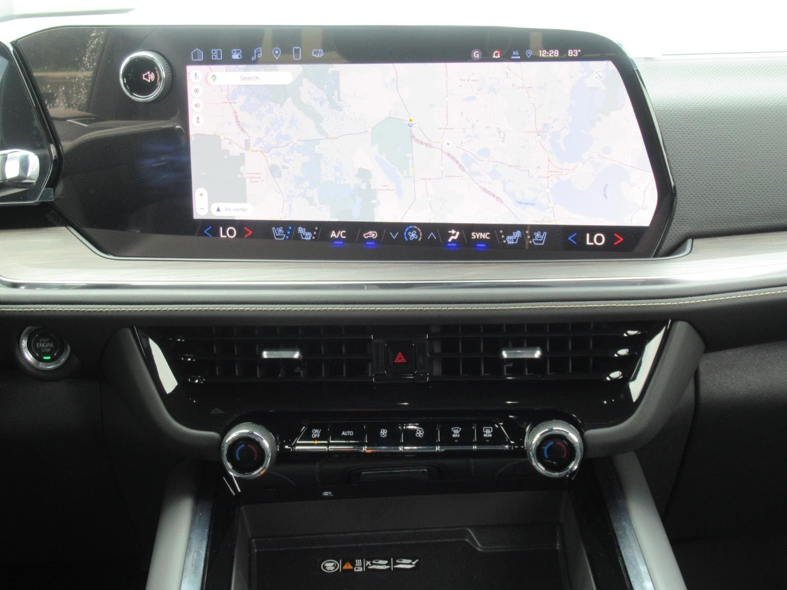 2025 Chevrolet Suburban Premier - Photo 15