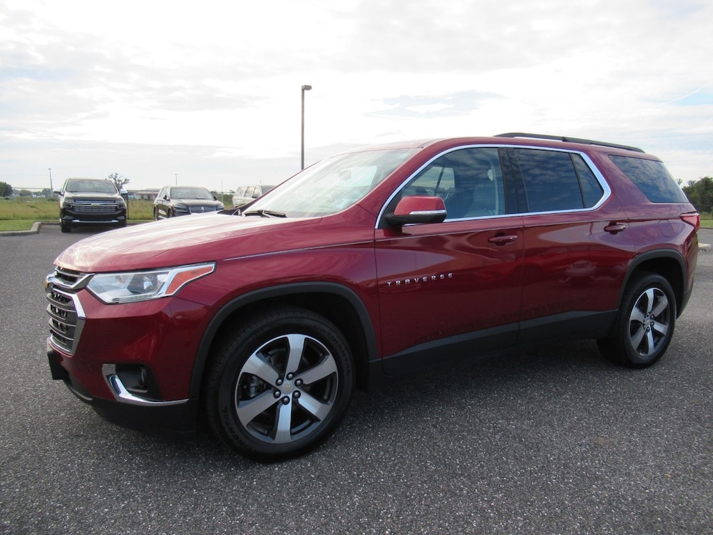 Used 2021 Chevrolet Traverse LT Leather SUV