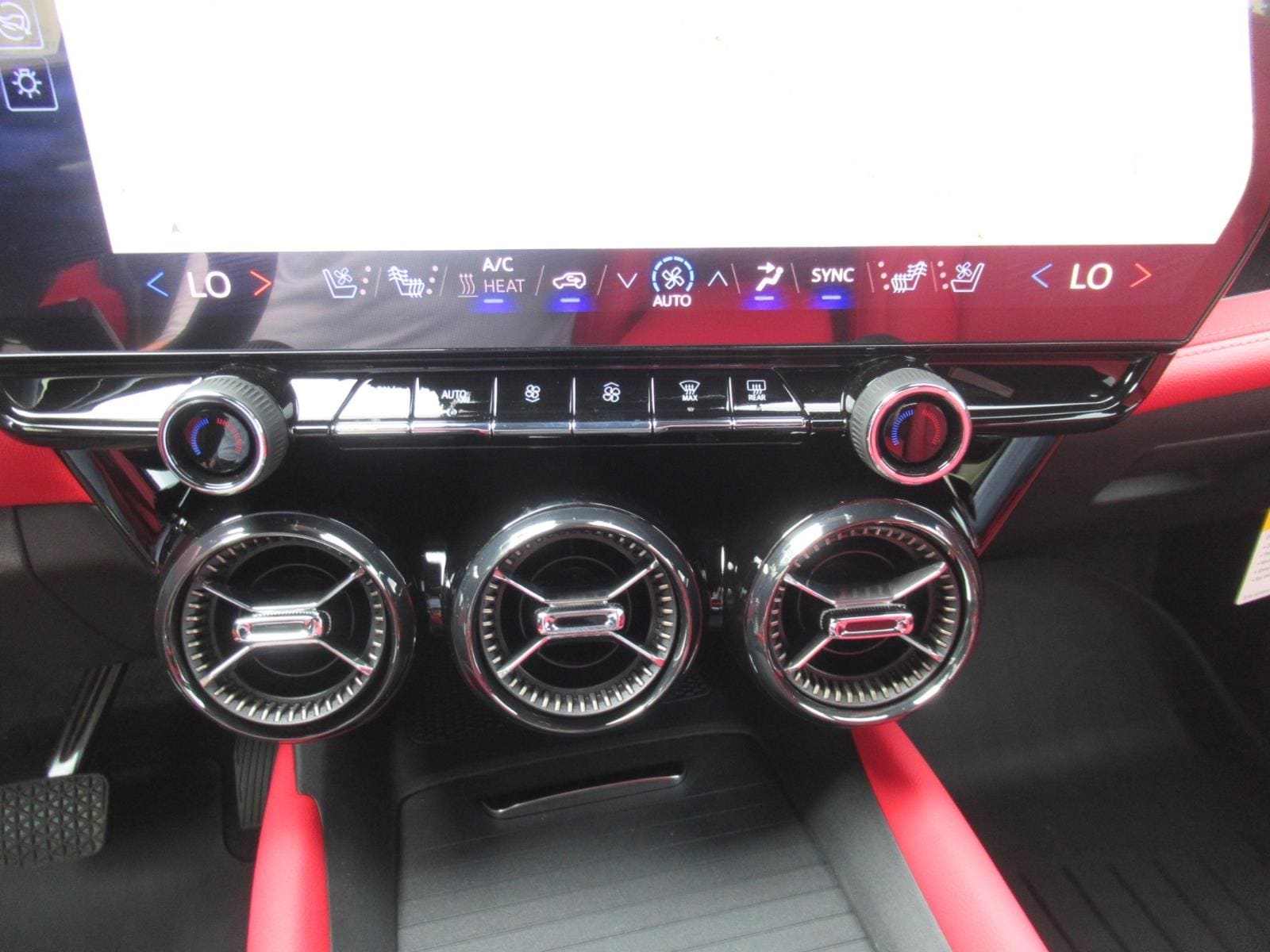 2026 Chevrolet Blazer EV SS - Photo 29