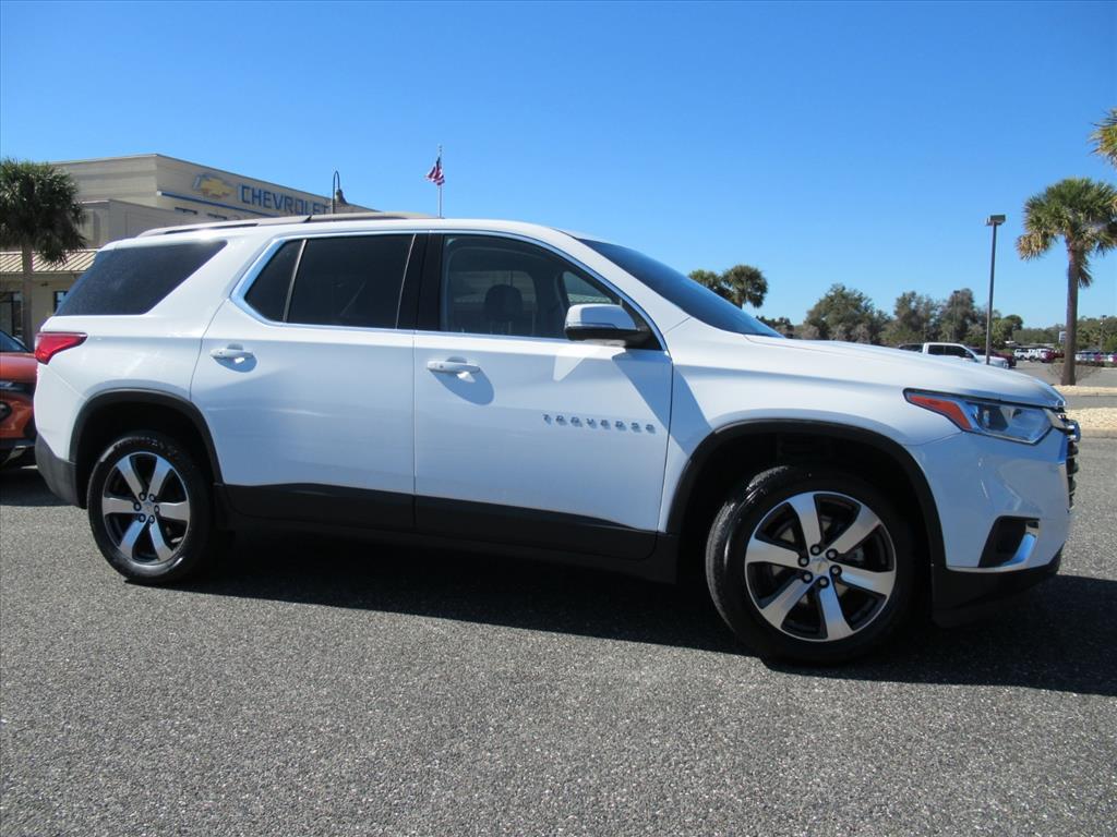 Used 2021 Chevrolet Traverse 3LT with VIN 1GNERHKW3MJ266566 for sale in Wildwood, FL