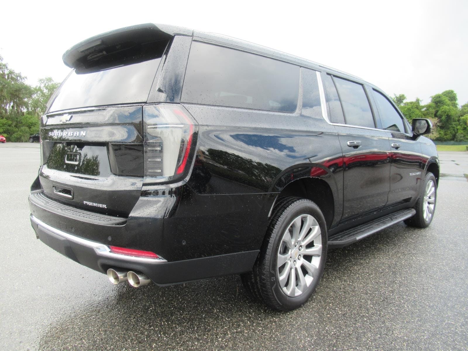2025 Chevrolet Suburban Premier - Photo 7